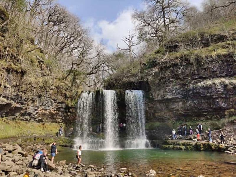 Depuis Cardiff : randonnée guidée vers 8 cascades à Brecon Beacons