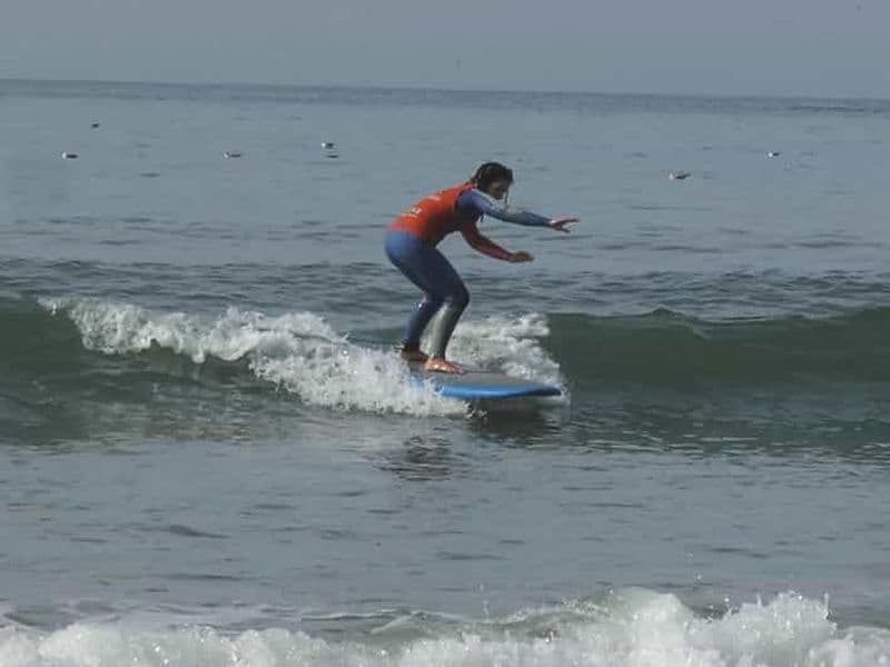 Porto : Cours de surf privé pour une personne à la plage de Matosinhos