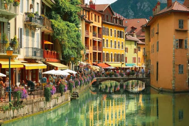 Billet Annecy : visite à pied de 2 heures avec un habitant de la ville