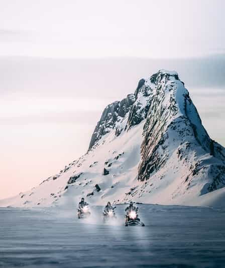 Depuis Reykjavik : Circuit en Jeep et en Motoneige sur le Cercle d'Or