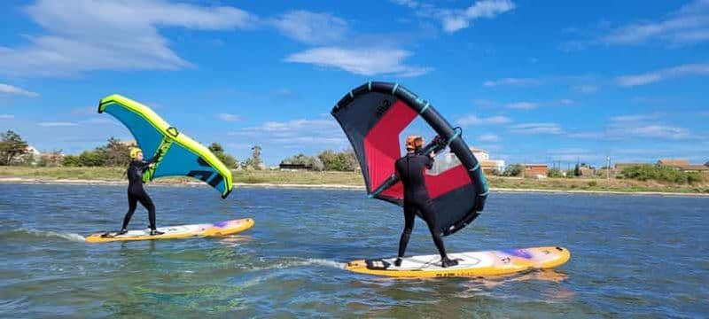 Frontignan Plage : cours de wing surf