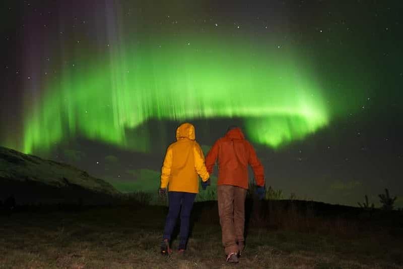 Tromsø : visite privative en minibus pour observer les aurores boréales