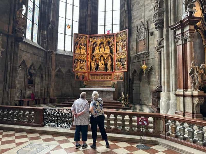 Vienne : visite guidée de la cathédrale Saint-Étienne avec coupe-file
