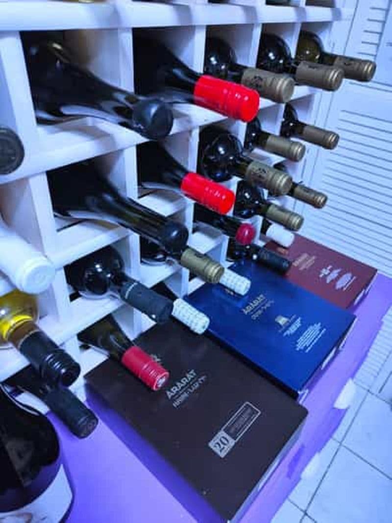 Athènes : Dégustation d'eau-de-vie arménienne et de chocolat