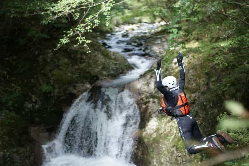 Hiroshima : Trekking guidé sur la rivière Minochi