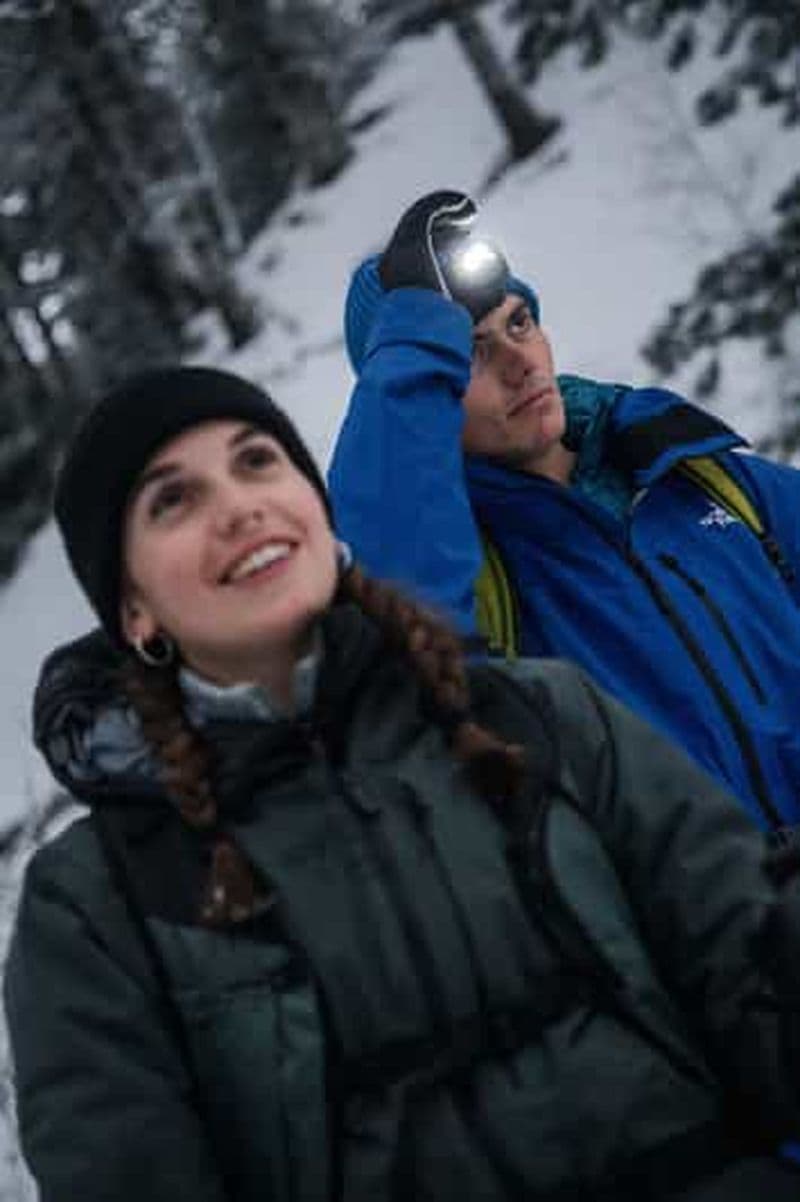 Via Lattea : randonnée nocturne en raquettes avec dîner dans un refuge de montagne typique