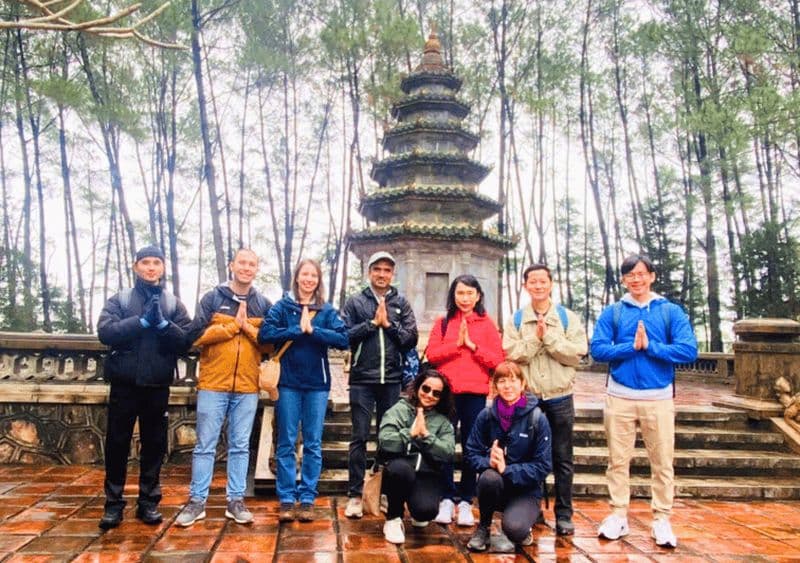 Depuis Hué : visite guidée d'une journée de la cité impériale de Hué avec déjeuner