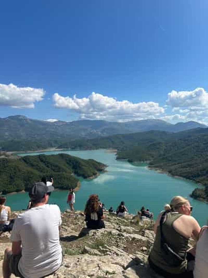 Tirana : Lac Bovilla et montagne Gamti en SUV (sans randonnée)