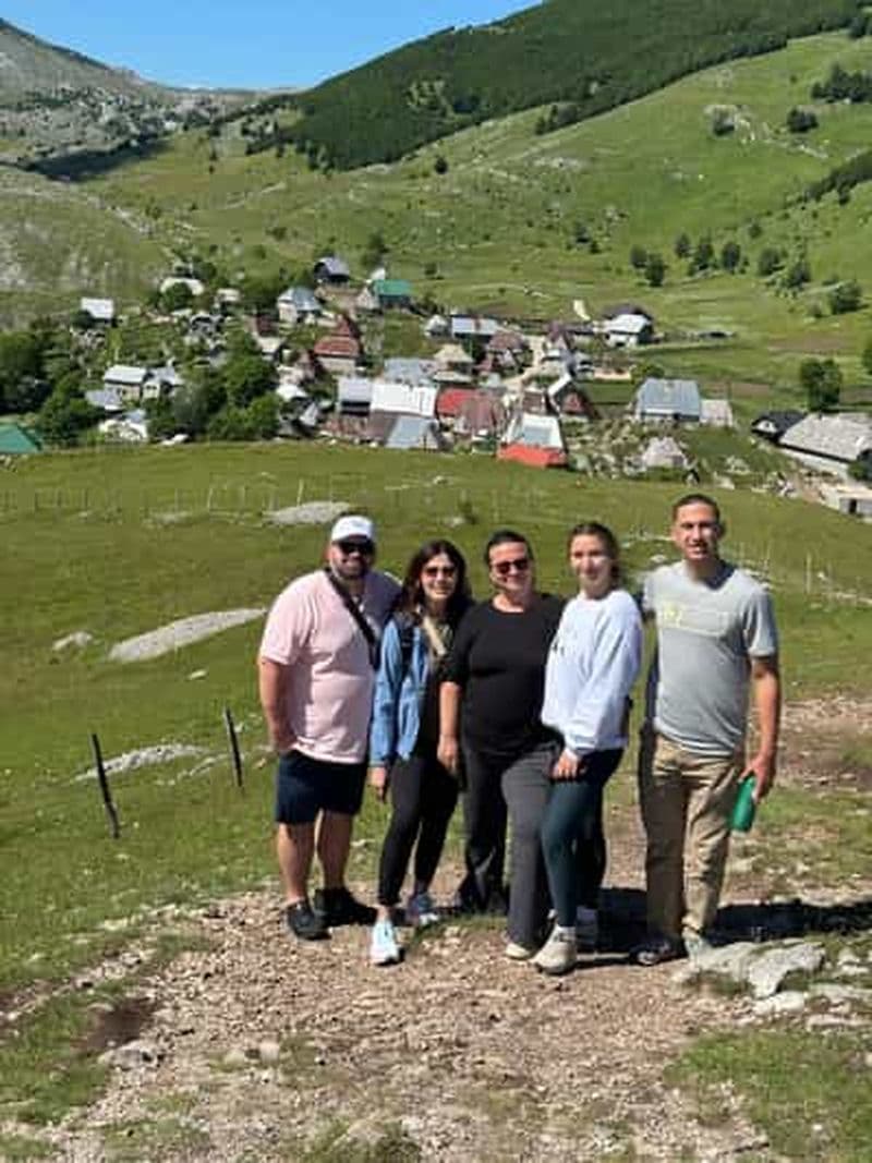 Depuis Sarajevo : Safari privé en 4x4 dans le village de Lukomir