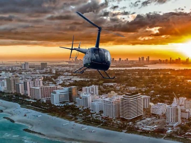 Miami : une heure de vol en hélicoptère premium