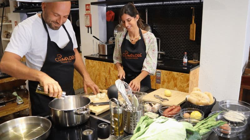 Lisbonne : Cours de cuisine de rue portugaise avec boissons
