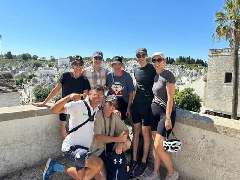 Visite à vélo électrique des trulli d'Alberobello