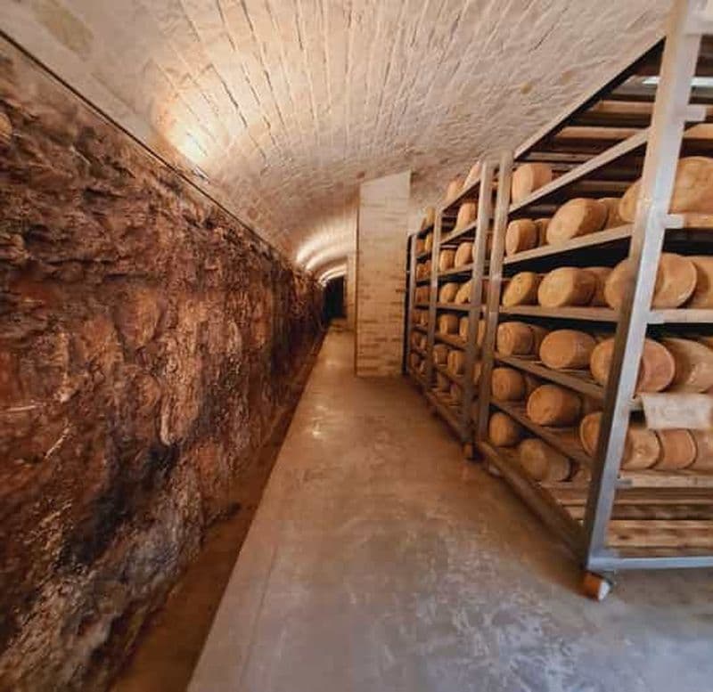 Billet Depuis Bari : expérience de fromage Burrata et confetti