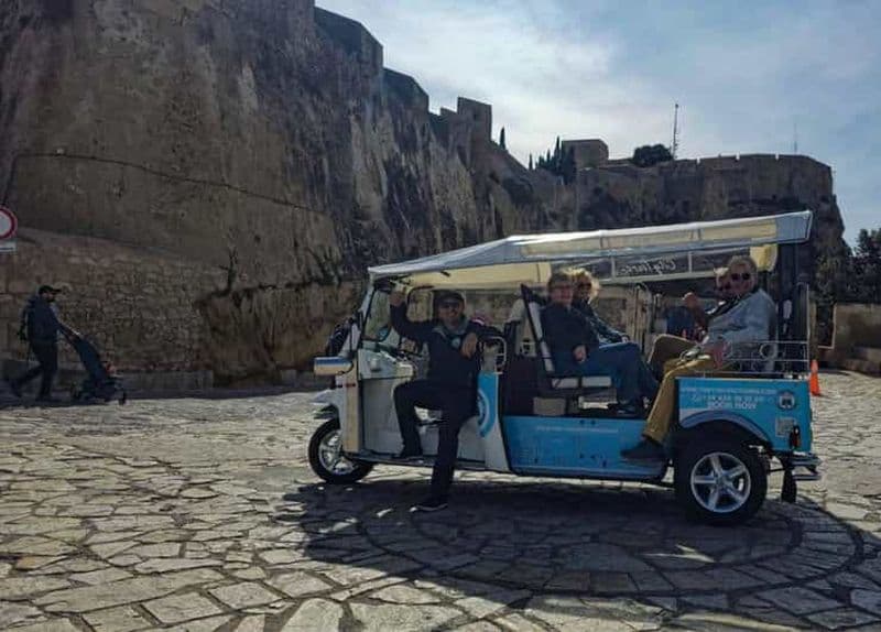 Visite guidée d'Alicante en tuk-tuk