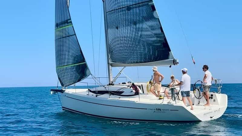 Excursion en voilier le long de la côte des Trabocchi