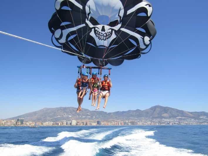 Benalmádena : vol en parachute ascensionnel de luxe depuis le port de Benalmadena