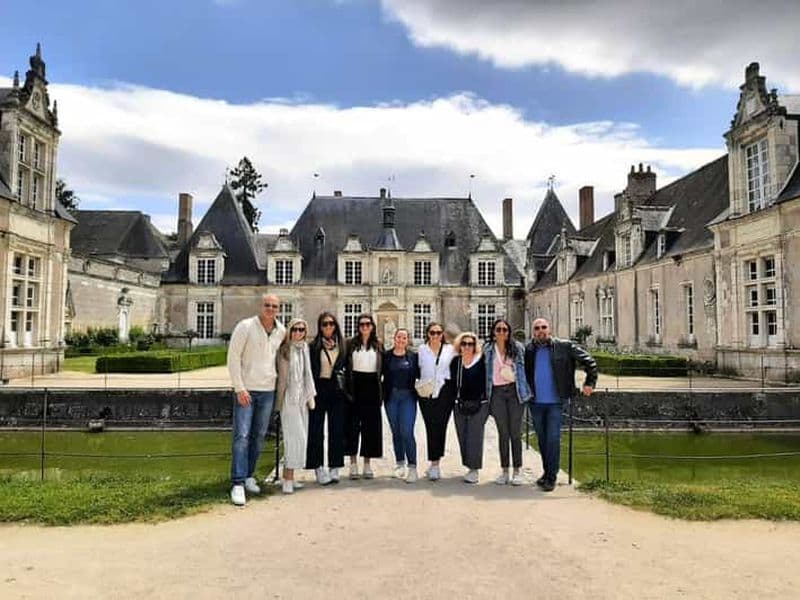 Billet A partir de Tours : Chambord, Chenonceau et déjeuner au château familial