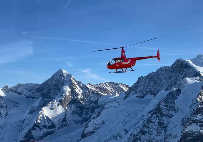 Berne : Vol privé en hélicoptère de 42 minutes dans les Alpes suisses