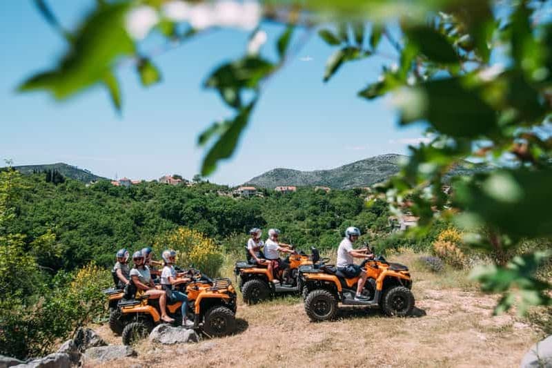 Dubrovnik : Aventure guidée en quad dans la campagne avec brunch