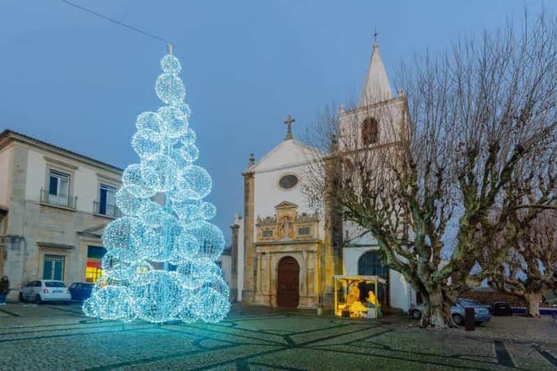 Le charme de Noël à Óbidos : Une visite à pied festive