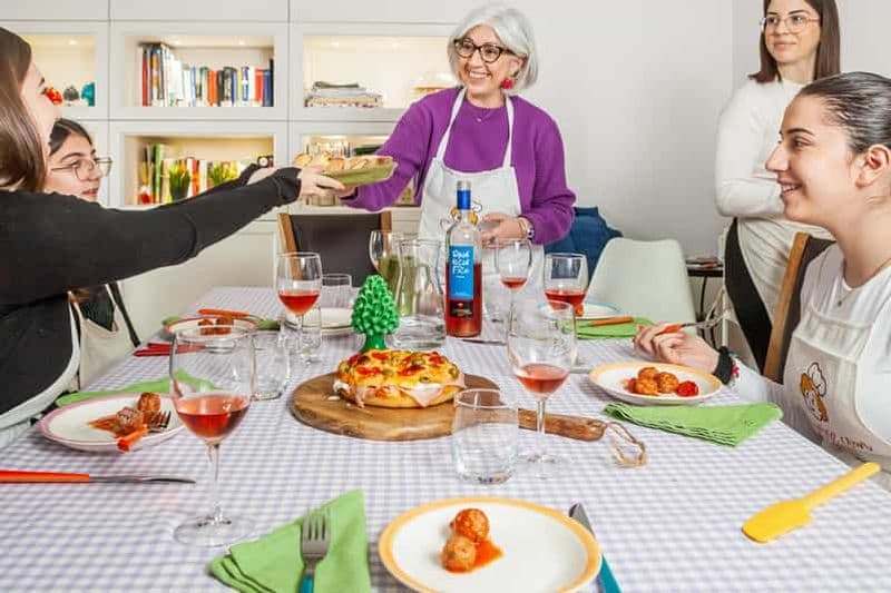 Martina Franca : visite à pied et cours de cuisine avec dégustation de vin