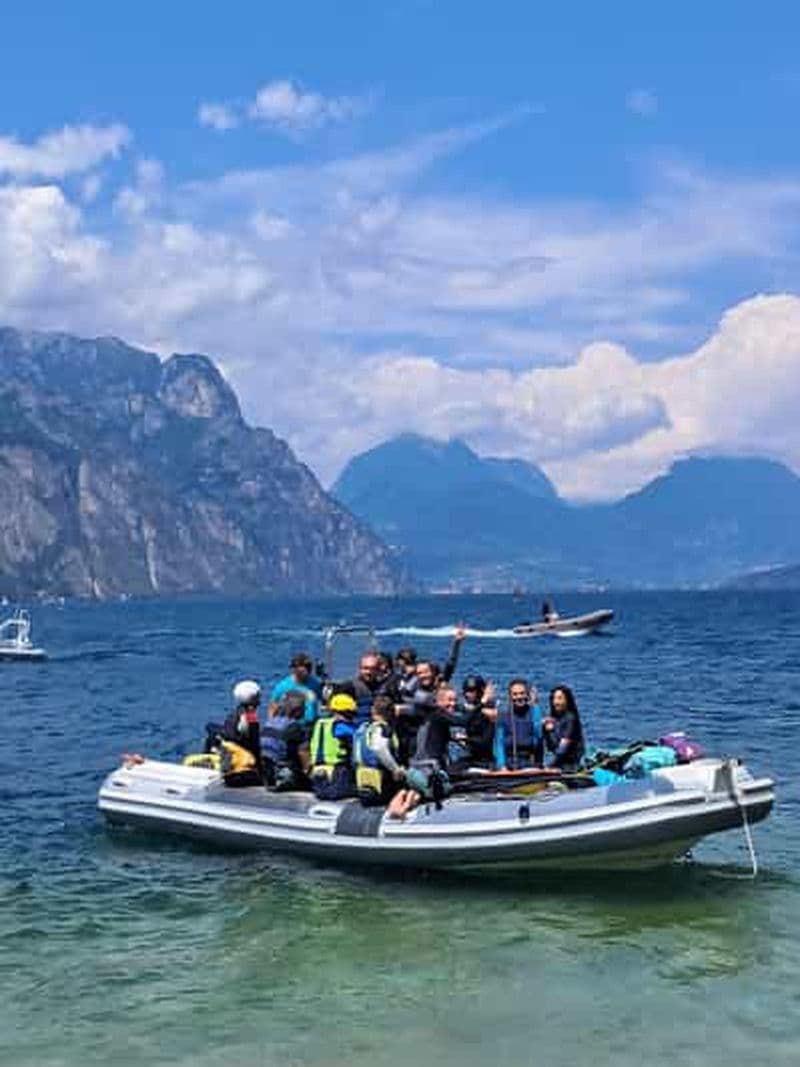 Lac de Garde : cours de kitesurf avec équipement