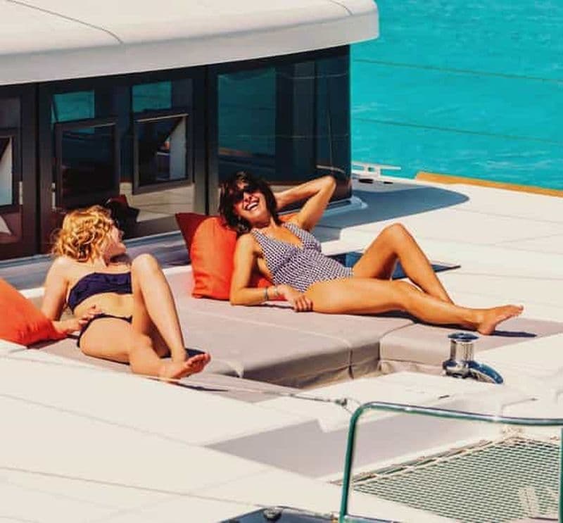 Réthymnon : croisière en catamaran, repas haut de gamme et boissons