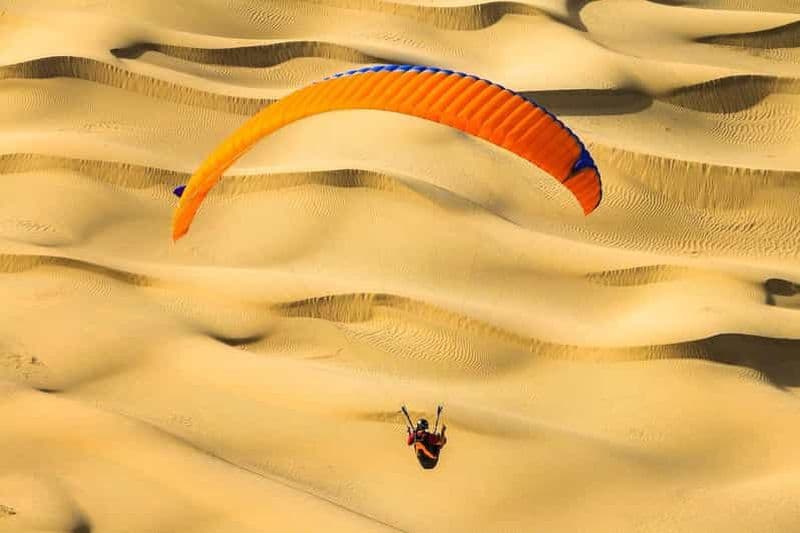 Billet Dubaï : parapente au-dessus du désert d'Arabie