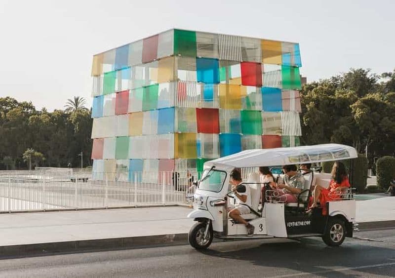 Malaga : visite privée de la ville en Eco Tuk Tuk
