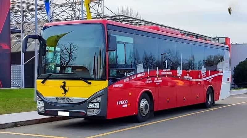 Modène : Transfert aller-retour en bus vers le musée Ferrari de Maranello.