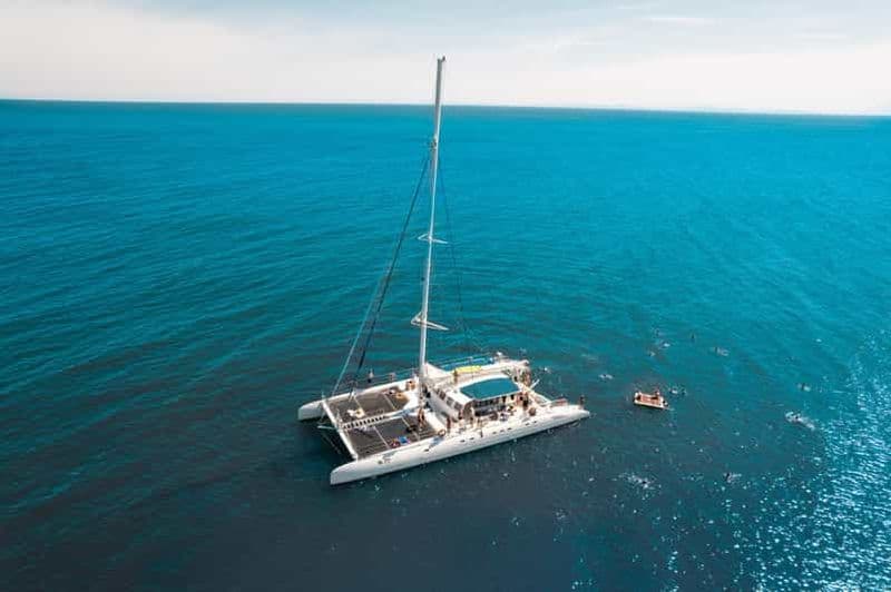 Sunny Beach, Bulgarie : Croisière d'une demi-journée en catamaran sur la mer Noire