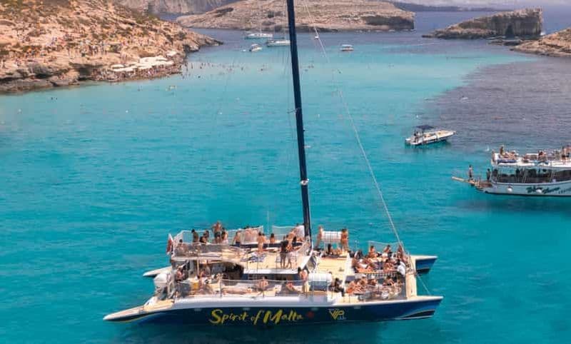 Comino : croisière en catamaran au lagon bleu avec déjeuner et open bar
