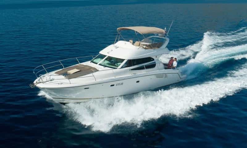 Ierapetra : croisière de luxe en yacht avec repas sur l'île de Chrissi