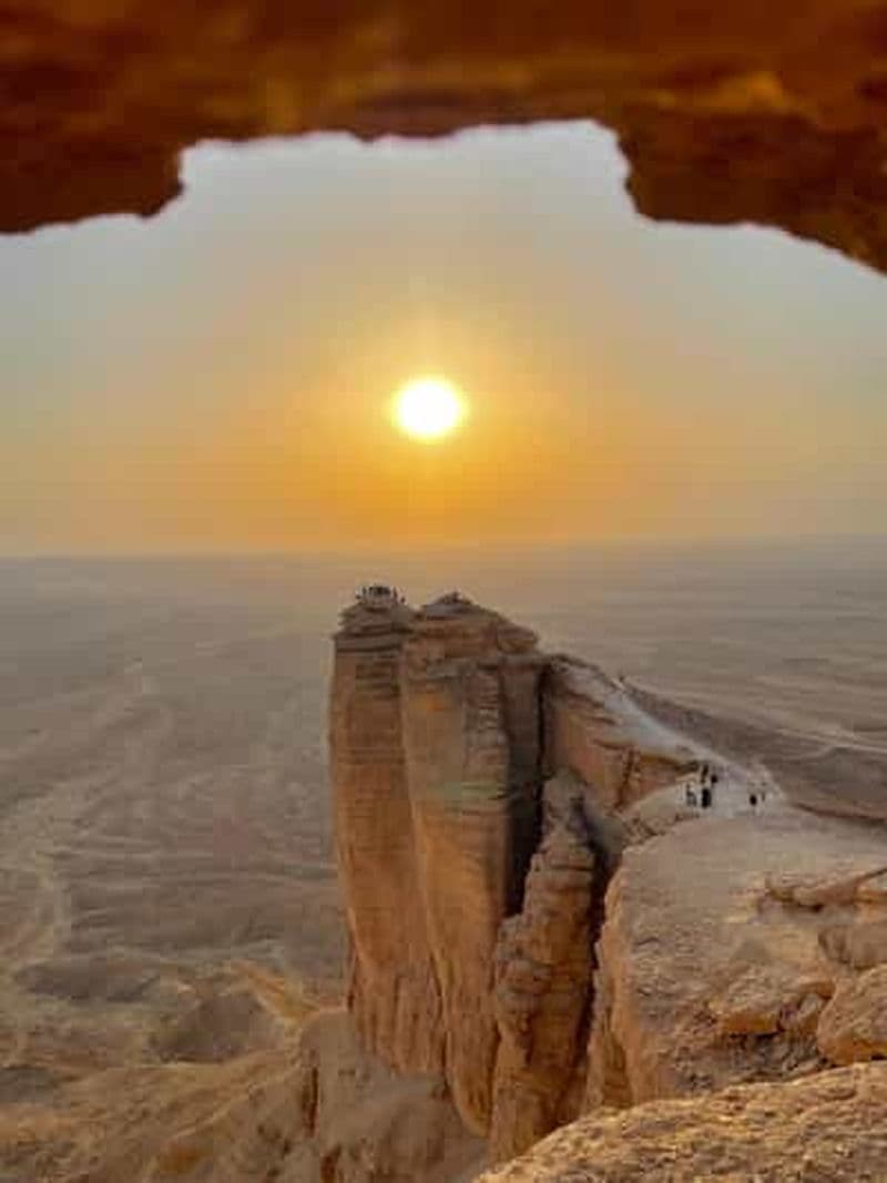 Riyad : Excursion en 4x4 jusqu'au bout du monde au coucher du soleil