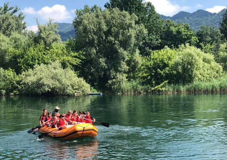 Du plaisir pour la famille : Rafting sur la rivière Adda