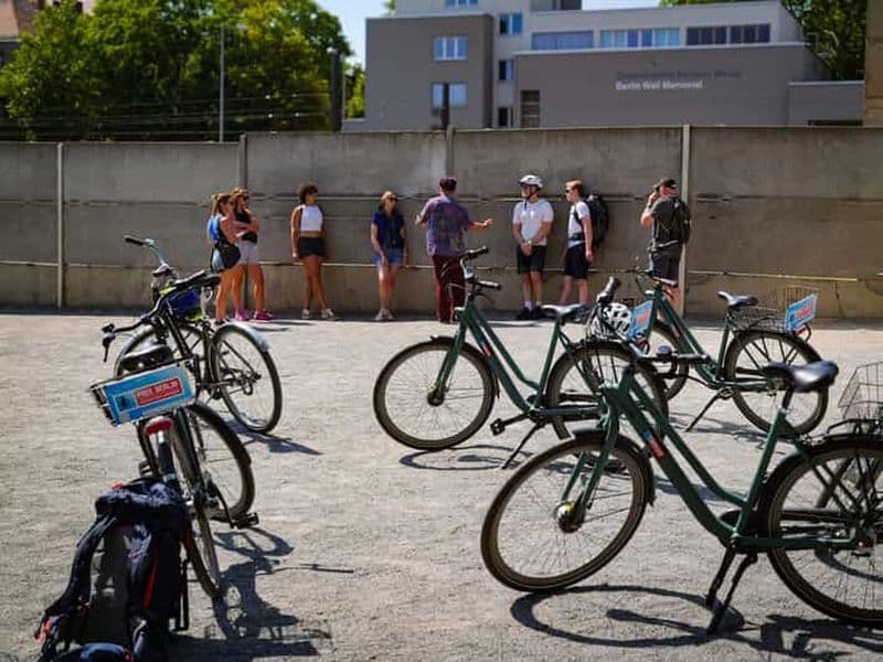 Berlin : visite guidée à vélo du Mur et du Troisième Reich