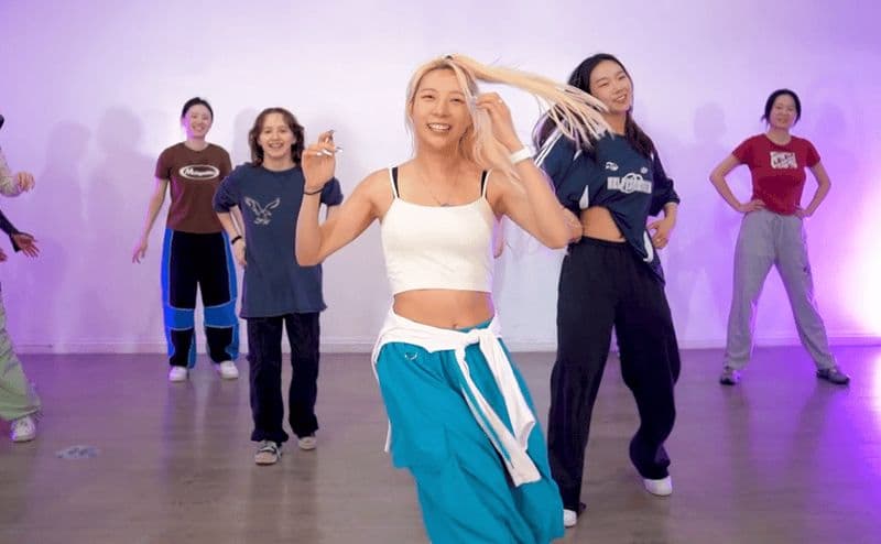 Séoul : cours de danse K-pop avec un professionnel à Hongdae