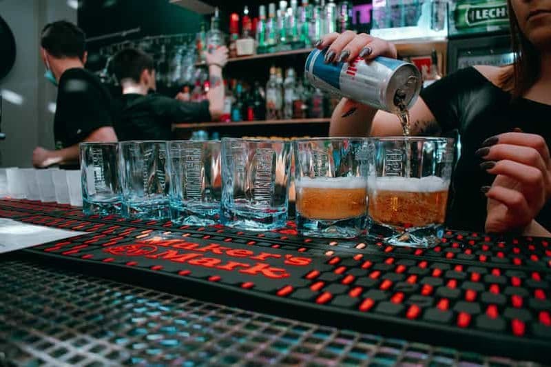 Wroclaw : tournée des bars avec boissons à volonté et entrée VIP dans les clubs