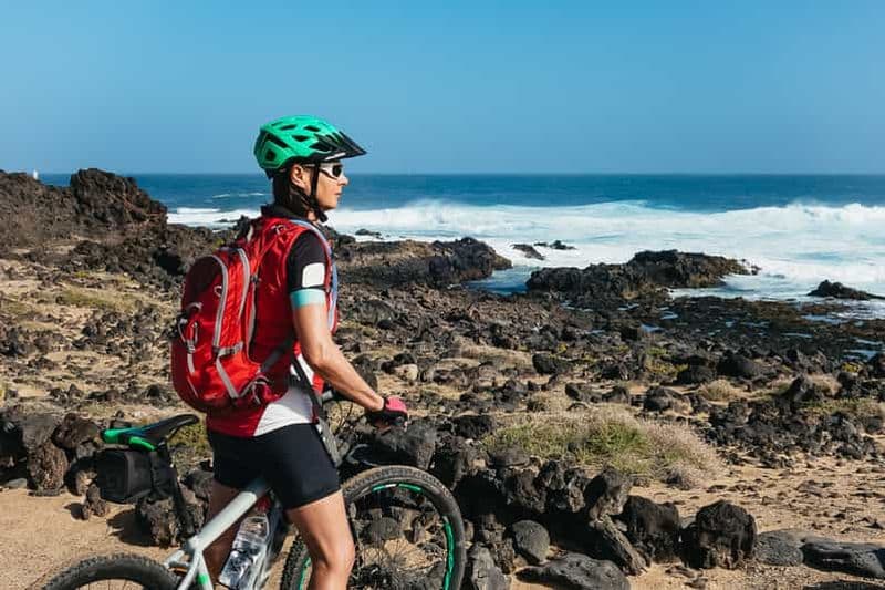 Au départ de Catane : Tour en VTT Aci Castello & Aci Trezza