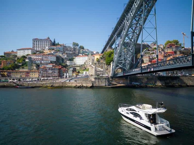 Porto : croisière sur le fleuve avec dégustation de 4 vins de Porto et visite des 6 ponts
