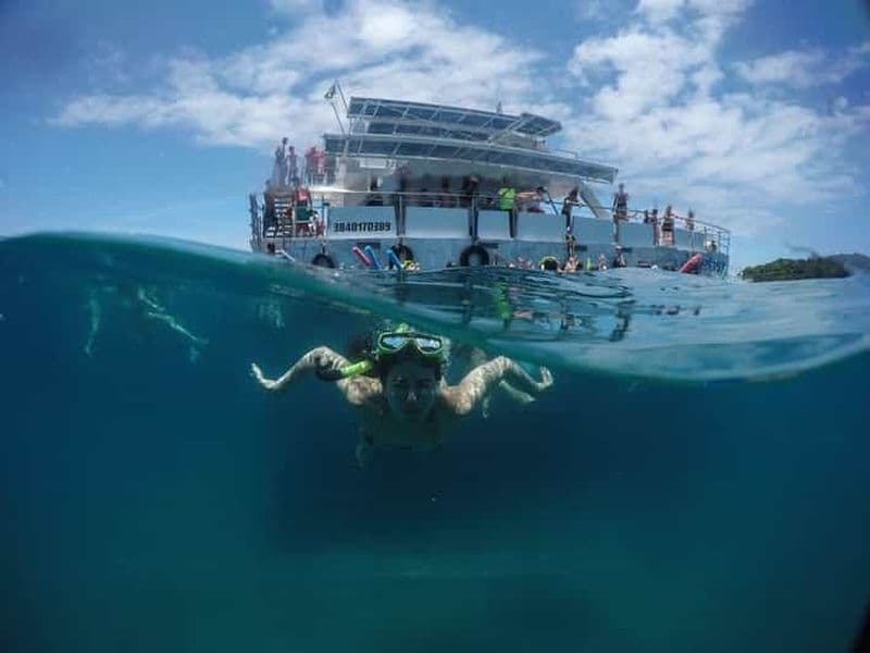 Búzios : Tour en bateau en catamaran