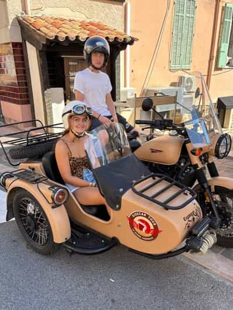 Cannes: City Tour by Sidecar
