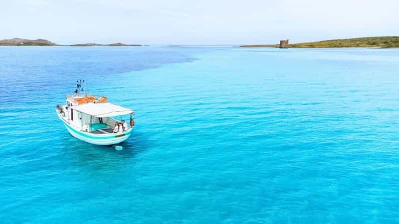 Au départ de Stintino : tour en bateau de pêche dans le parc de l'Asinara
