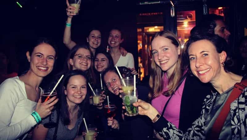 Paris : Bastille Quarter Pub Crawl : Shots gratuits et entrée dans les clubs