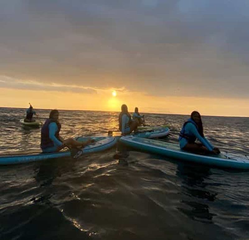 Coucher de soleil sur la Costa Verde en Stand Up Paddle