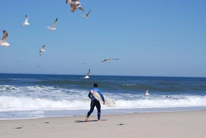 Cours de surf à la plage de Furadouro, Ovar