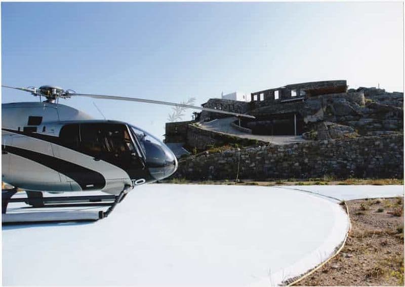 Transfert en hélicoptère entre Mykonos et Santorin