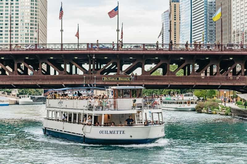 Chicago River : Croisière architecturale guidée d'une heure et demie