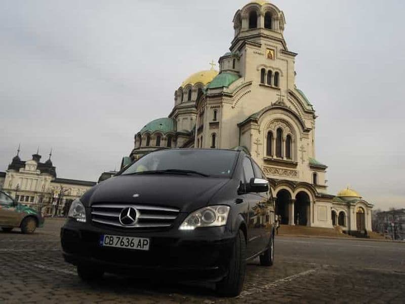 Transfert de l'aéroport de Sofia à l'hôtel à Sofia OU vice versa