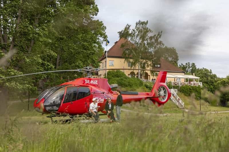 Vol en hélicoptère au-dessus de Stockholm avec déjeuner à Grinda